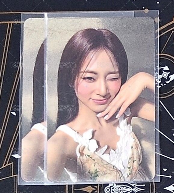 睜一隻眼閉一隻眼