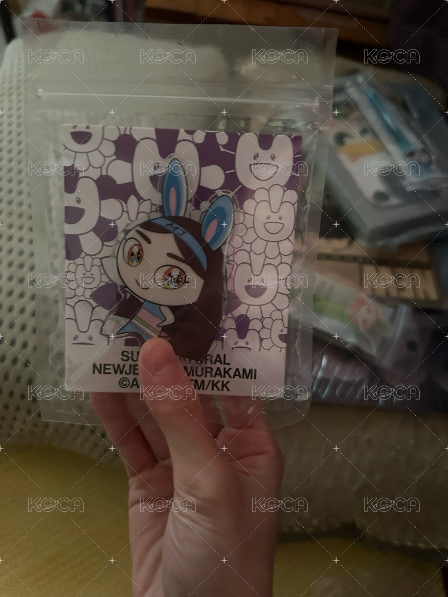雜誌+手機支架*2