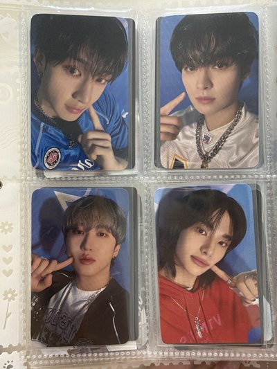 SKZ 年曆卡