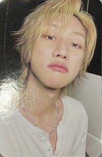 ‘V8’ COMPACT ver. 專輯卡 
