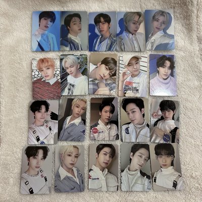 ONEUS 2021/2022年曆卡 日本出道二週年紀念卡