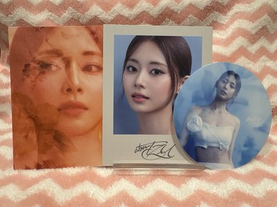 方卡、拍立得、貼紙／TWICE／TZUYU 子瑜／abouTZU／digipack 專輯隨機物