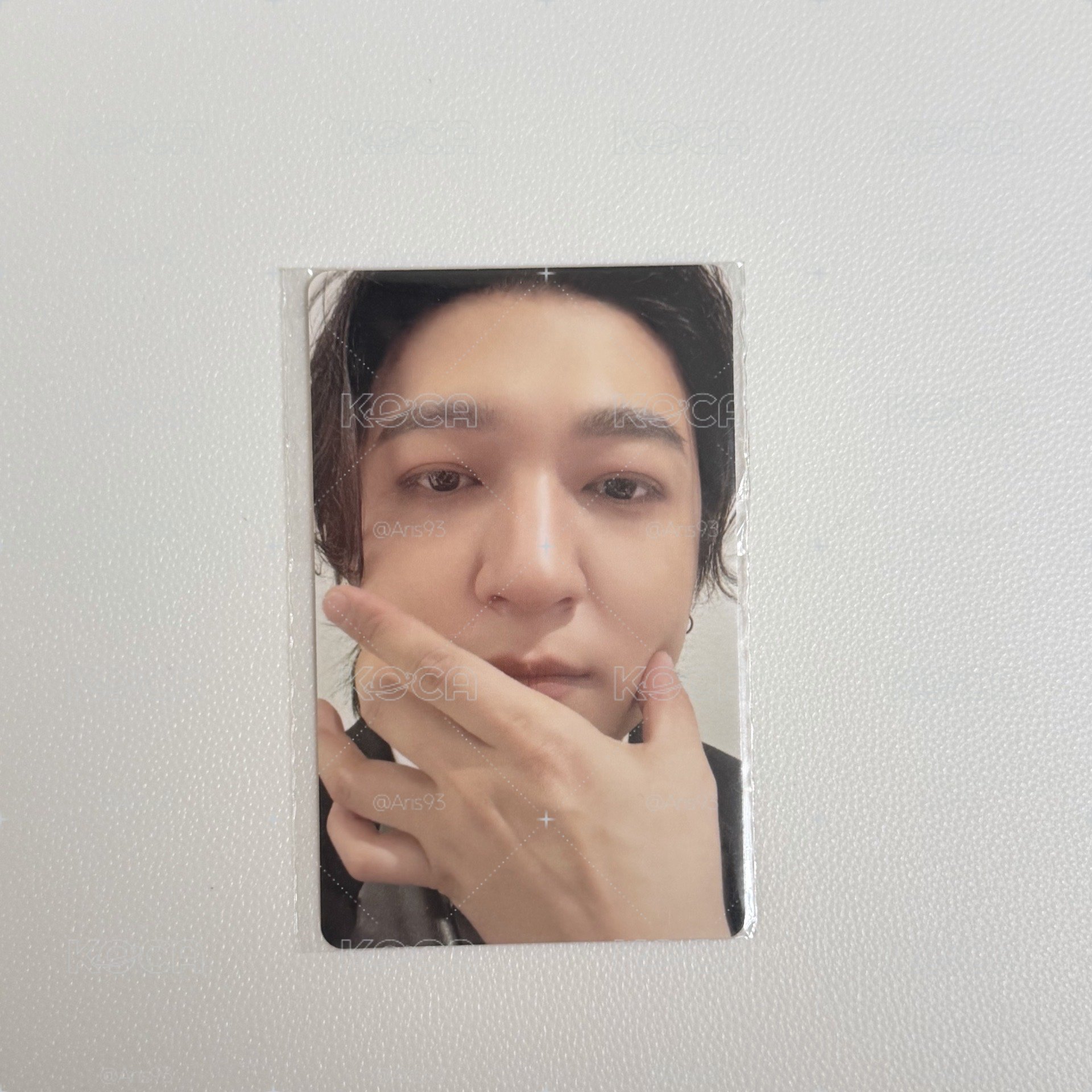 可以近距離觀賞熊爪的小卡