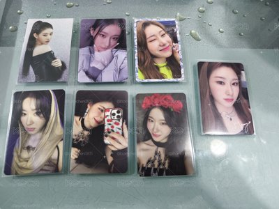 ITZY 有娜小卡
