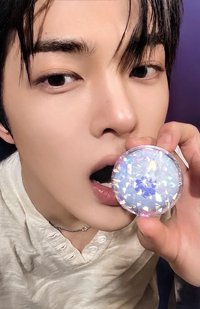 迷二 'Blue Lips' Lip Balm ver. 專輯卡 全息卡