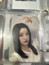 玧紅豆冰特典卡白衣