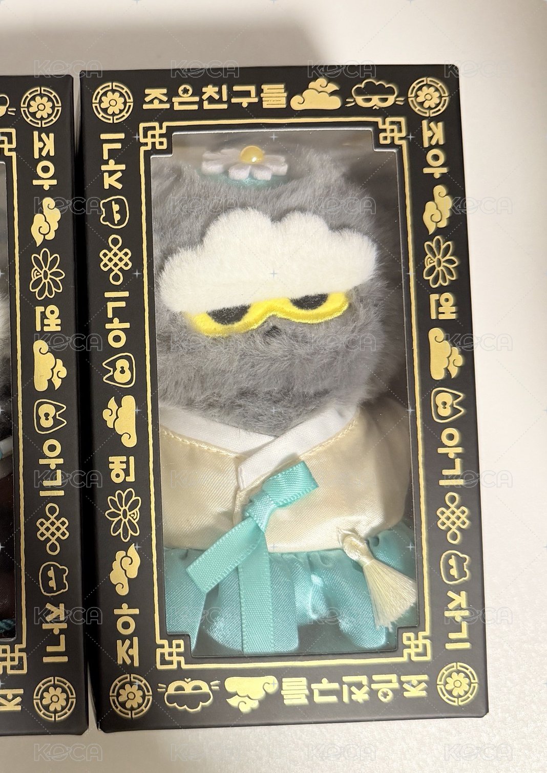 女
