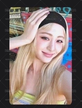 金髮允 外套卡