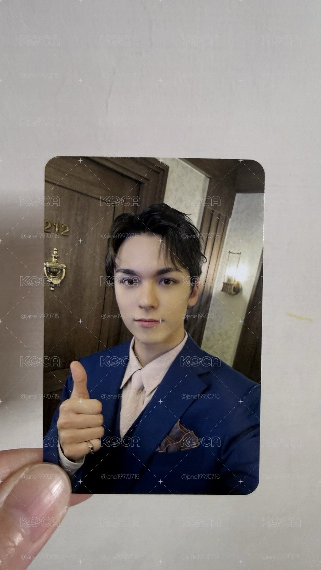 VERNON 小卡