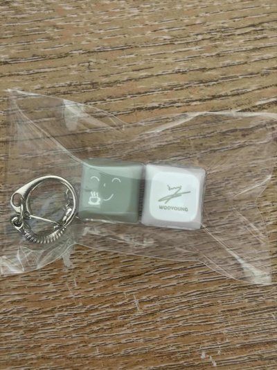友榮鍵帽+一套小卡
