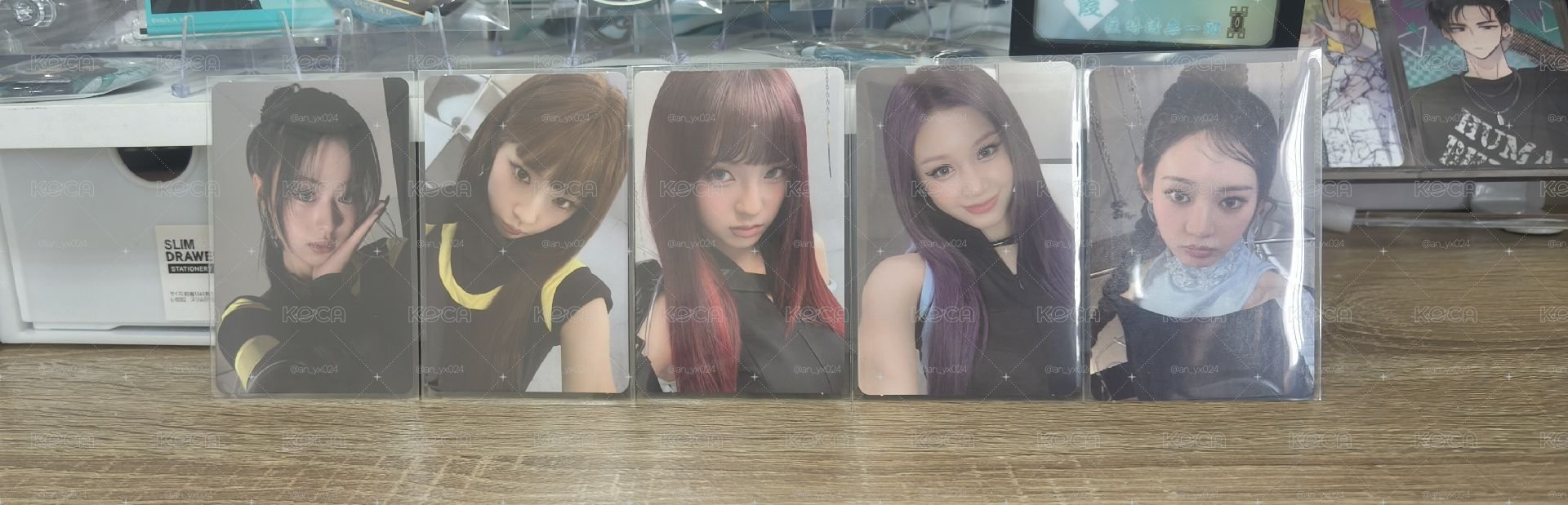 춤 (CHOOM) Metallic Ver. 專輯卡 