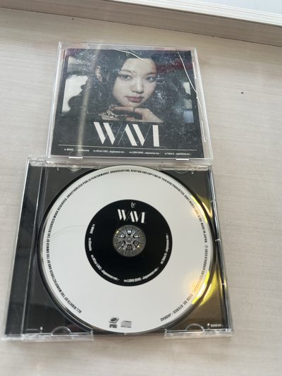 📍IVE WAVE 專輯 日本會員限定盤 單封 DIVE ver.（有贈送官方小卡1