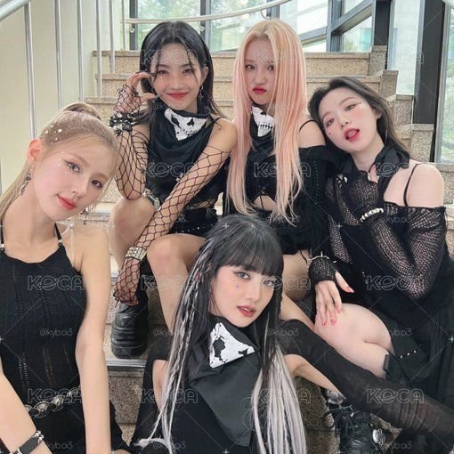 K-popの紙片盲包