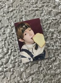 圖三 yzy上海簽售卡