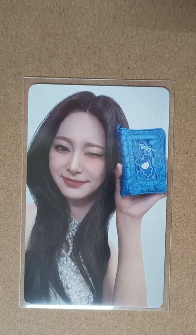 twice 日九週年子瑜卡冊卡