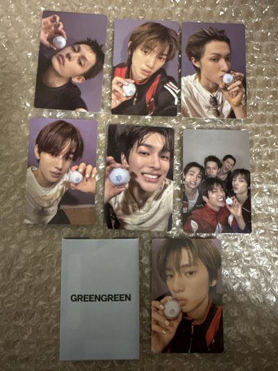 【7張小卡】迷二 'Blue Lips' Lip Balm ver. 專輯卡 + 訓全息卡
