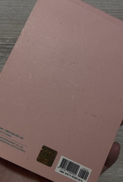 Red Velvet 瑞士自拍書
