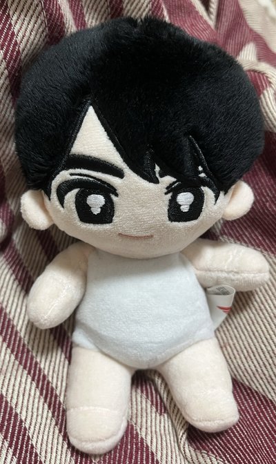 Gumayusi 20cm 娃+帽踢娃衣