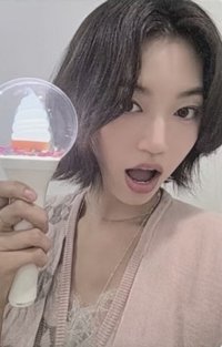 2026 I.O.I Con 手燈 周邊卡 