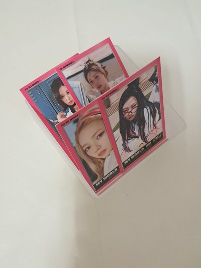 未出先包aespa<33