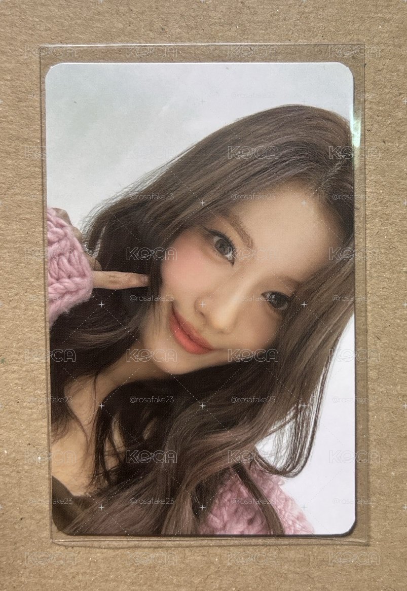 TWICE 粉毛衣戳臉紗