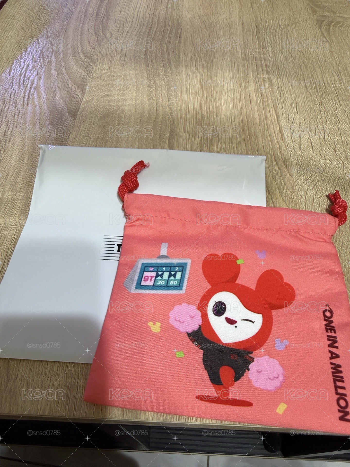 現貨 TWICE 六巡 新國立 JYP JAPAN 彩瑛 束口袋 