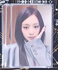 yzy好運卡