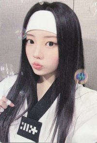 MAMIHLAPINATAPAI yzy 跆拳道 幸運卡 