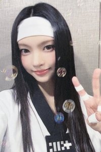 MAMIHLAPINATAPAI yzy 跆拳道 幸運卡 