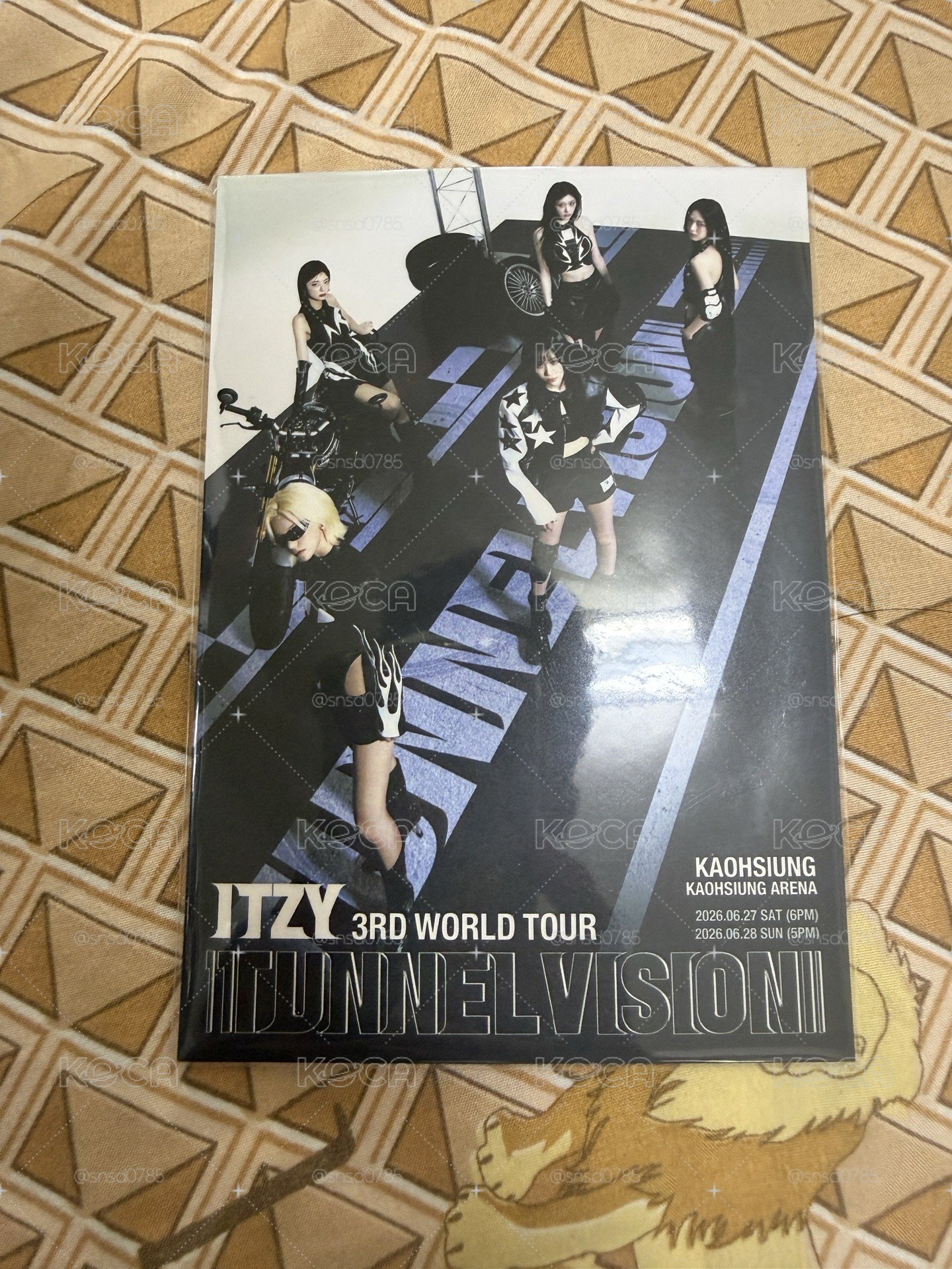itzy 三巡 高雄場 DAY1 VIP入場禮 明信片 無吊牌