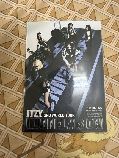 itzy 三巡 高雄場 DAY1 VIP入場禮 明信片 無吊牌