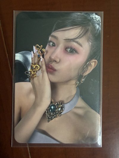 俞真 IVE SWITCH sr 1.0 簽售卡 中文卡背