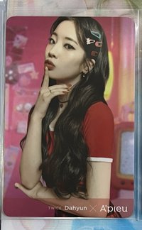 TWICE X Apieu 代言卡 