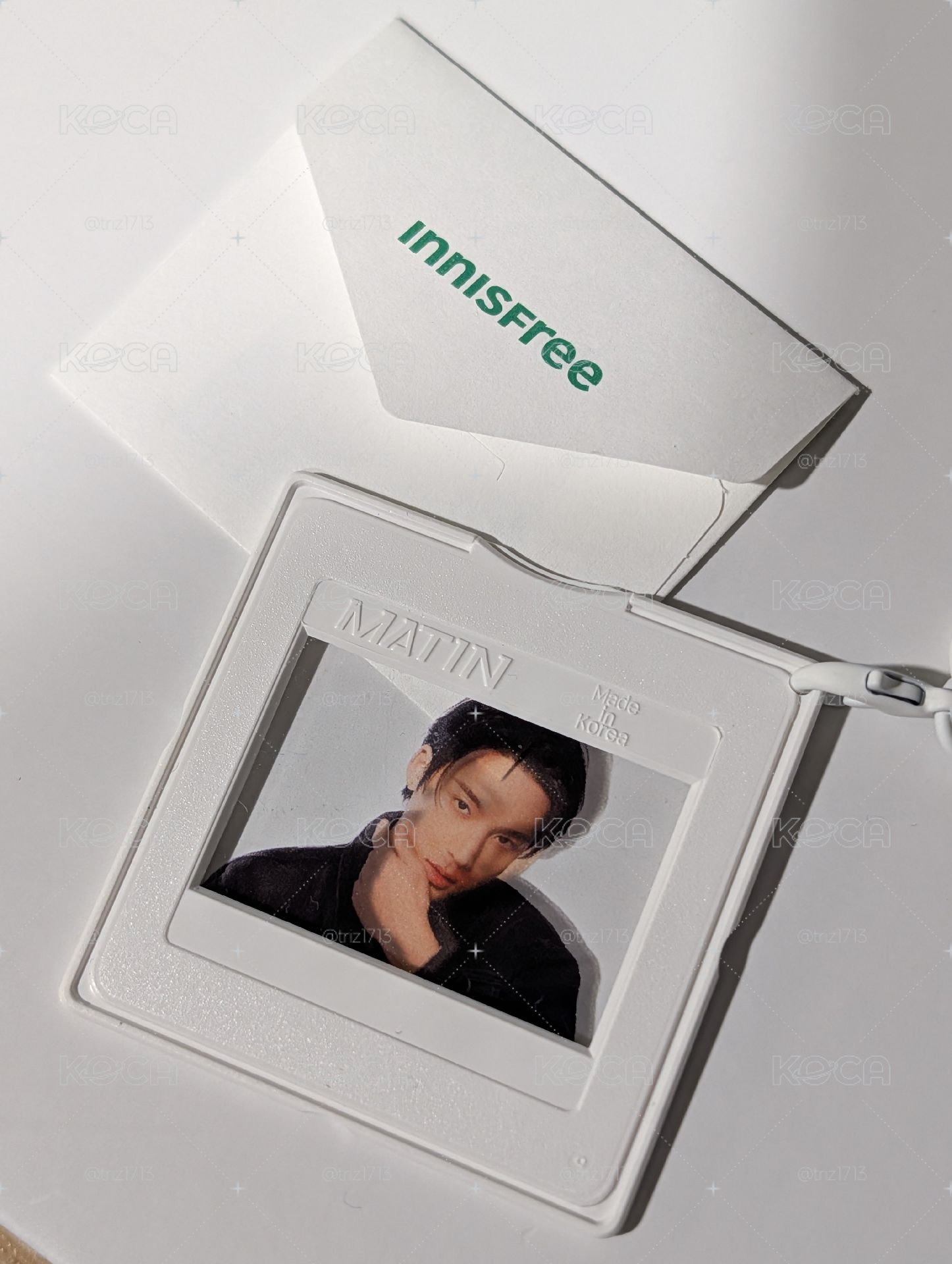Innisfree 金珉奎 底片吊飾 （額外贈奎小卡一張）