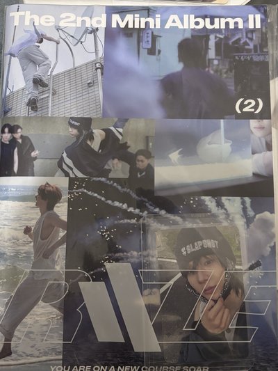 RIIZE mini II photobook version A—Shotaro 請把栗子扣帶回家