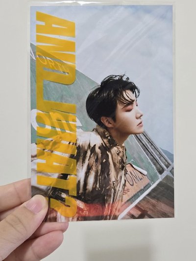 j-hope And What 照片組六張