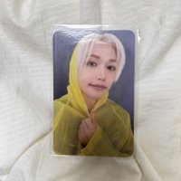 快閃衣服卡雨衣菲