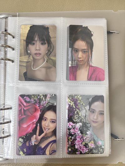 Jisoo solo專卡特典卡