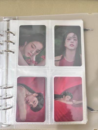 Jisoo solo專卡特典卡