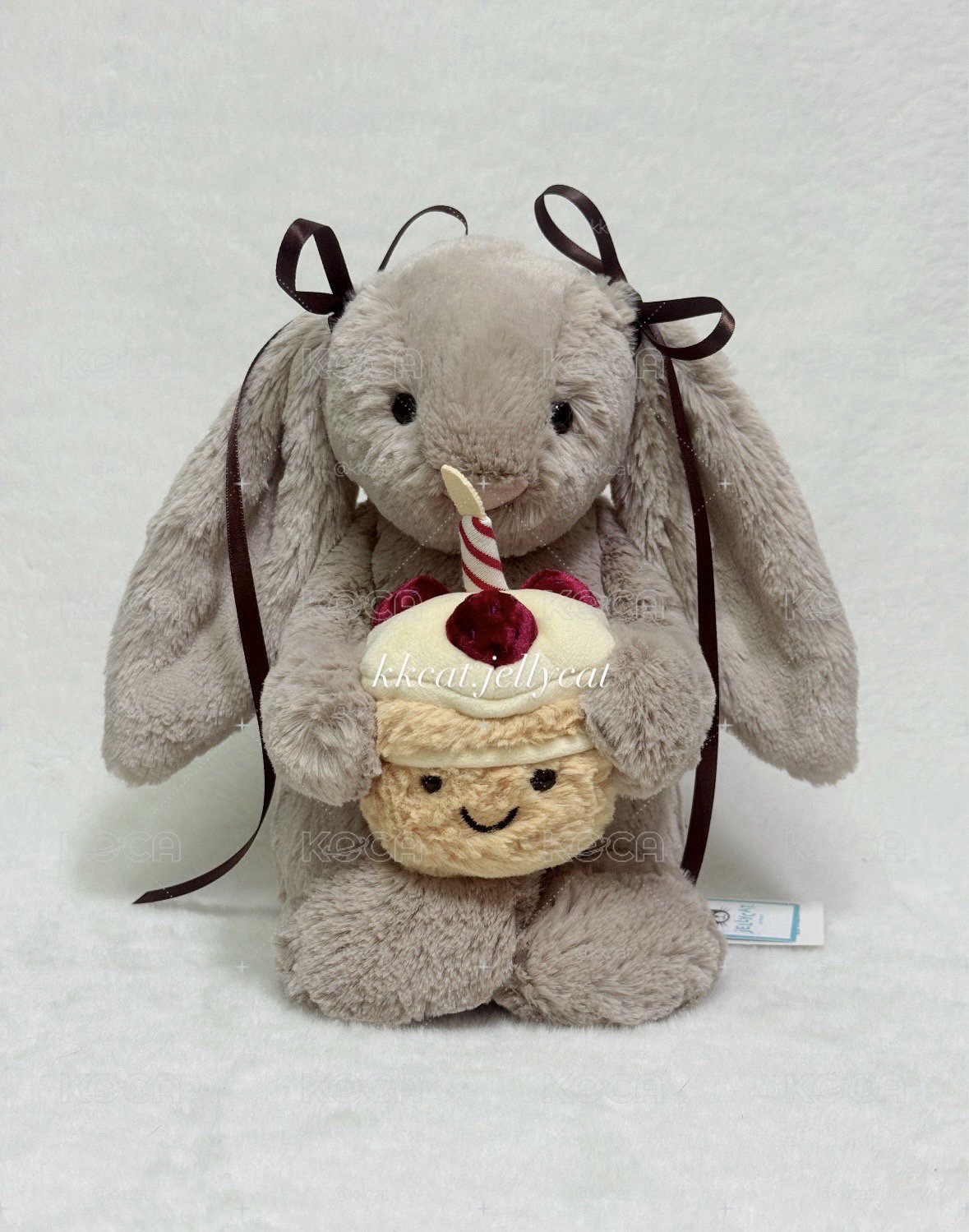 31cm 蛋糕邦尼兔
