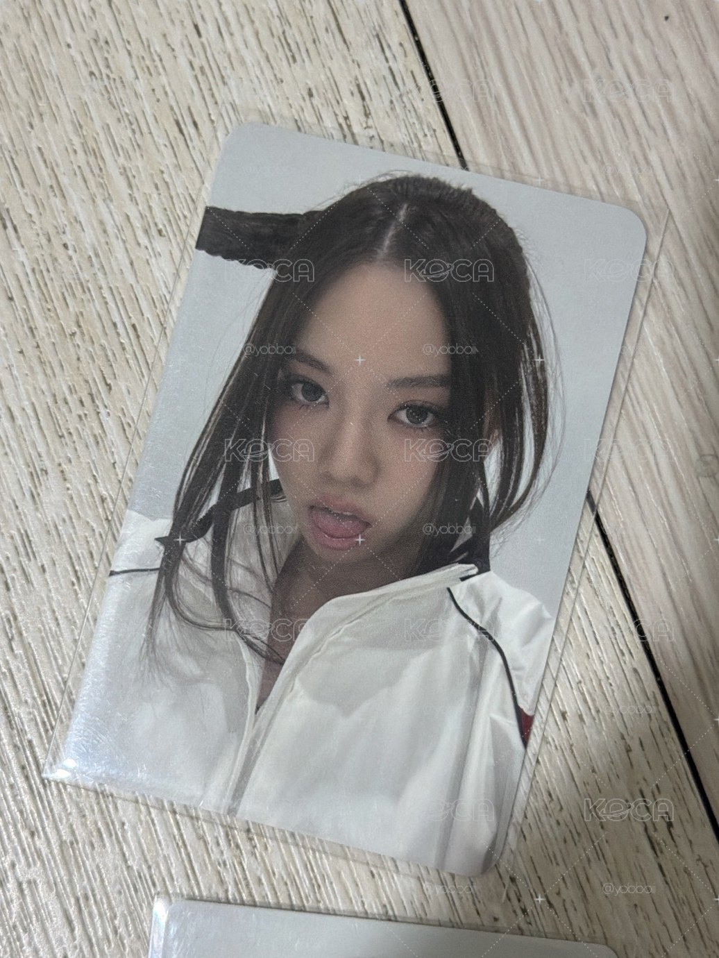 吐舌貝
