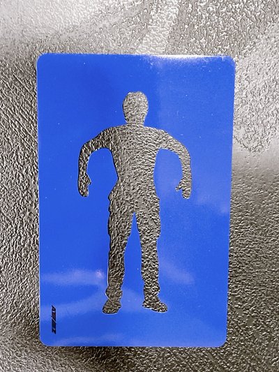 outlaw 實體專 人像動作卡