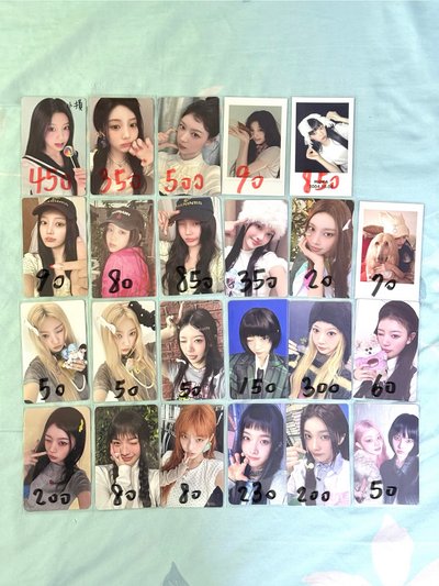 ILLIT（勿直拍