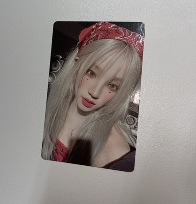 Yuqi 專輯卡