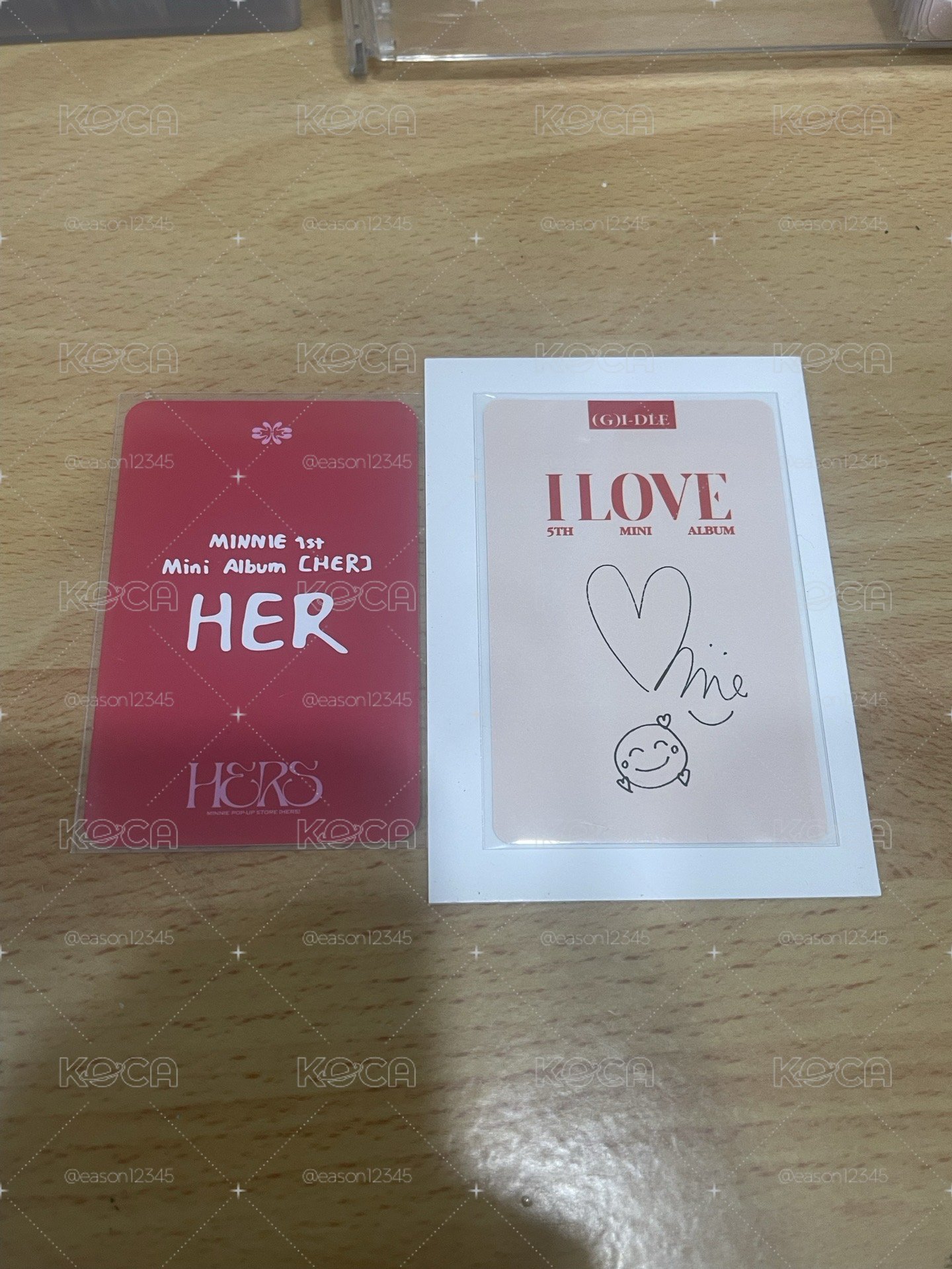 兩張美美的比心妮