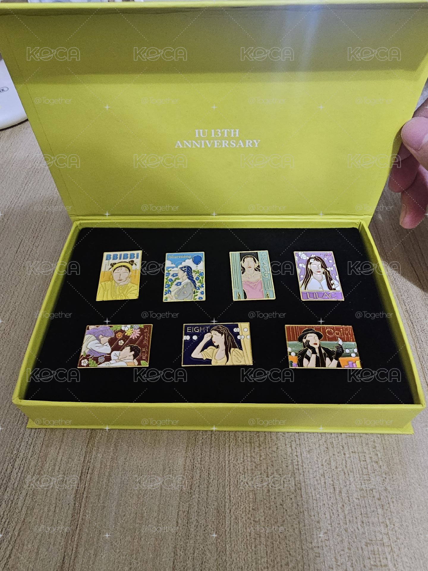IU 13th周邊