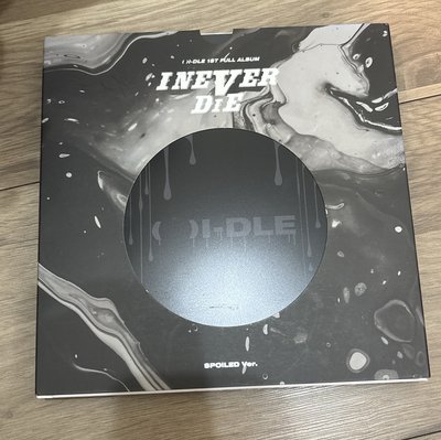 I-DLE | I NEVER DIE 黑版空專 | 需捆圖二