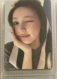 眨眼托臉麵
