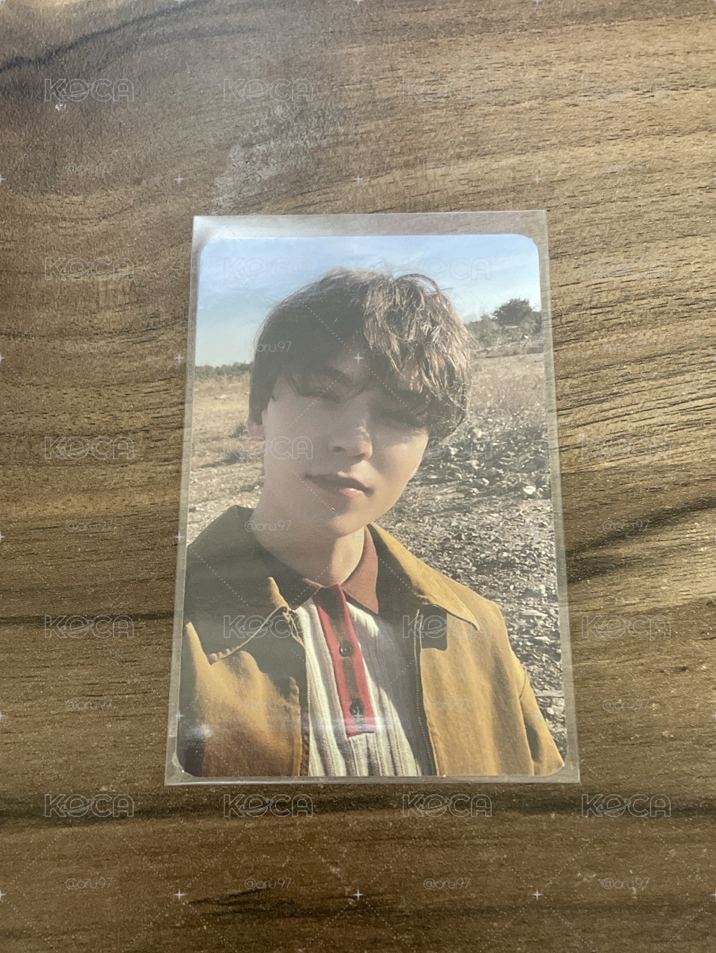 《Vernon》正四 專輯卡 