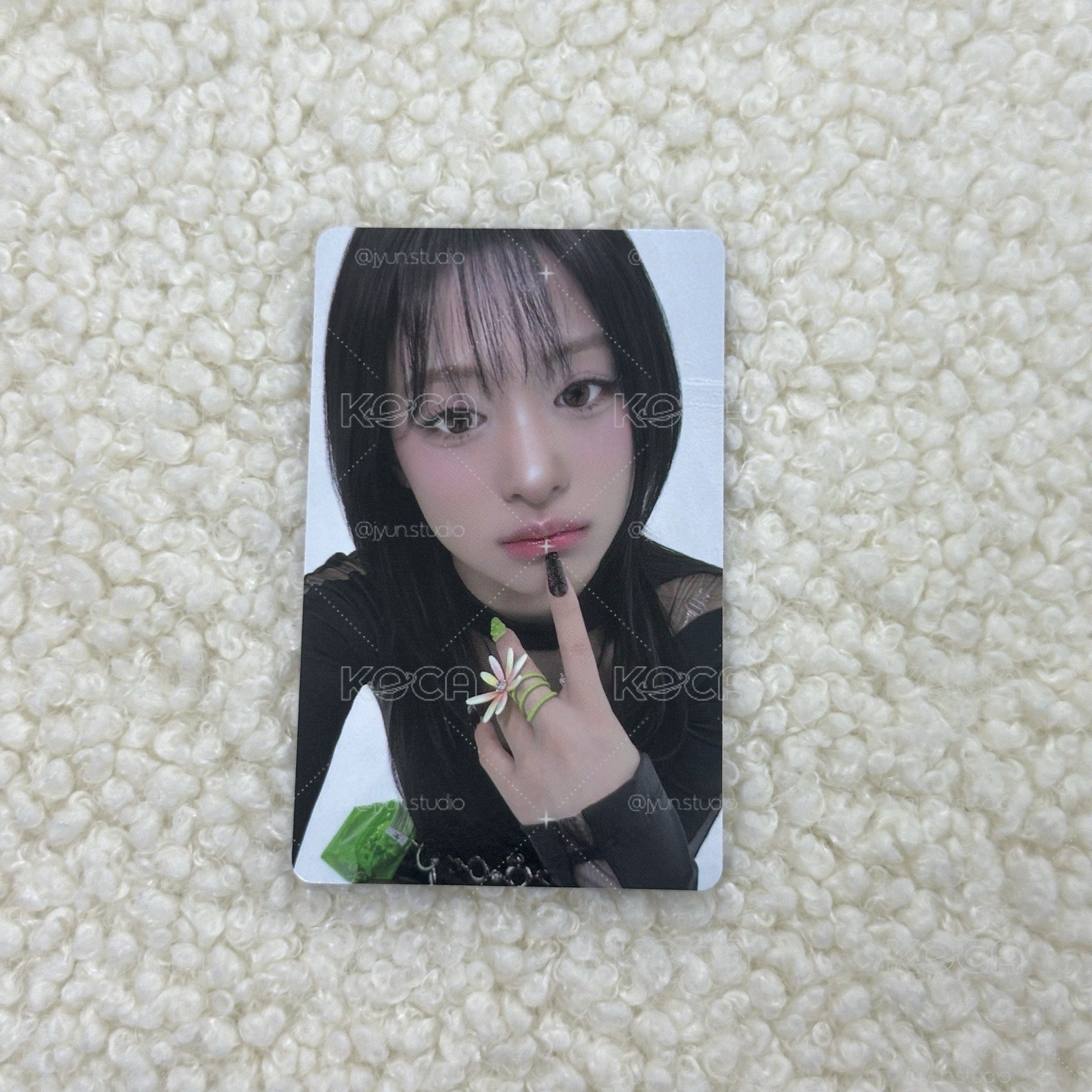 Ahyeon 賢 二巡首爾展位 ver. D